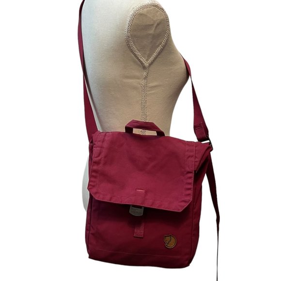 Fjallraven G-1000 FOLDSACK NO 3 Bag Red Crossbody Messenger Bag - Picture 2 of 13